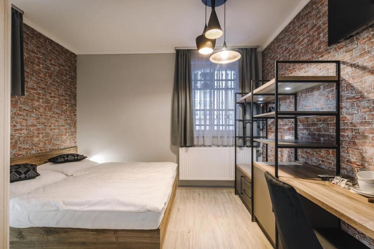 Apartmanhaz Soho Ráb Exteriér fotografie