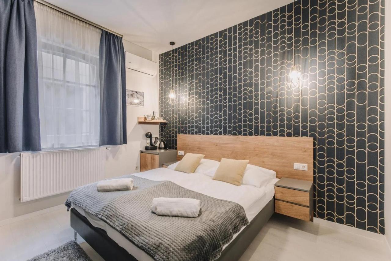 Apartmanhaz Soho Ráb Exteriér fotografie