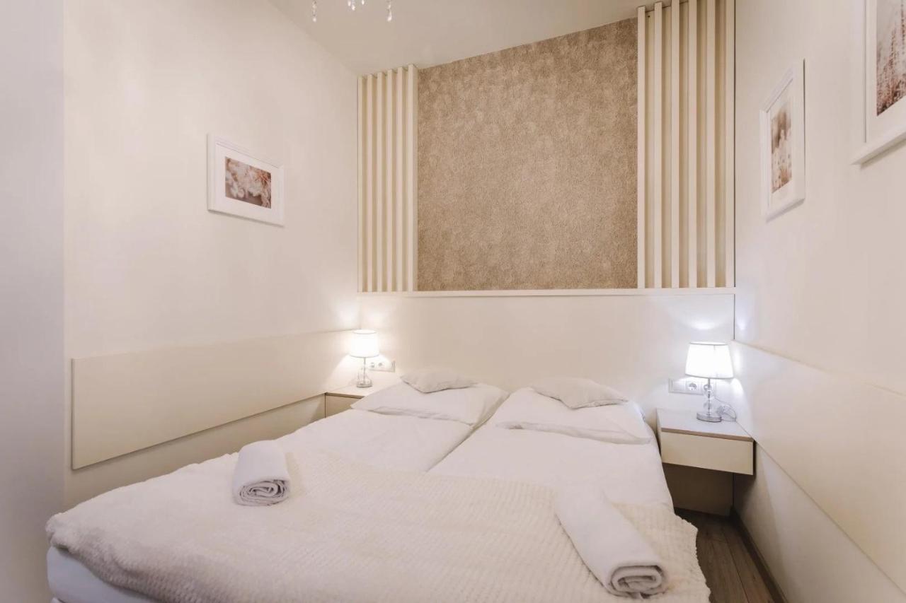 Apartmanhaz Soho Ráb Exteriér fotografie