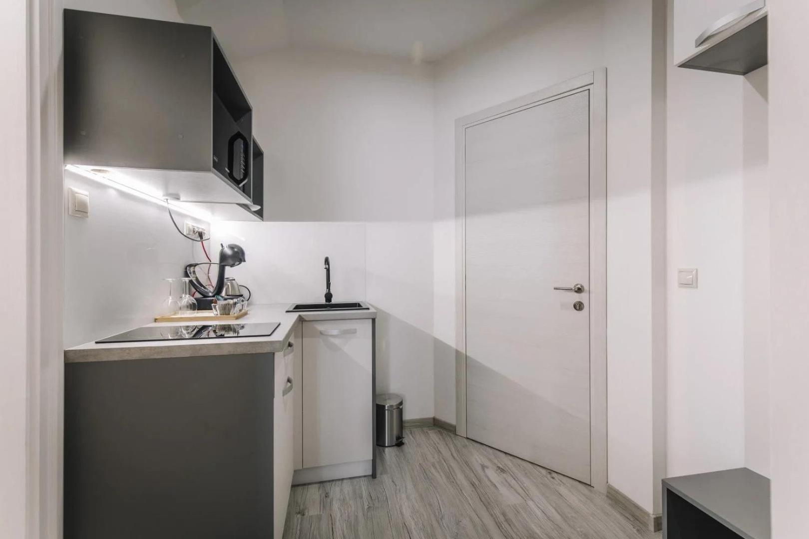 Apartmanhaz Soho Ráb Exteriér fotografie